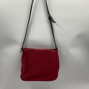 Liz Claiborne Burgundy Fabric Nylon Crossbody Strap shoulder bag